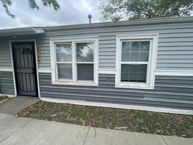 NO APPLICATION FEE! Pay Deposit only to mo... - NO APPLICATION FEE! Pay Deposit only to mo... Apartment