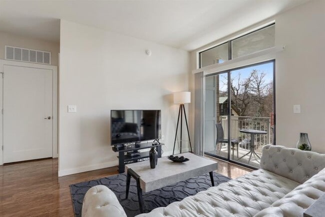 Photo - 299 North Highland Avenue Northeast Unit 3041