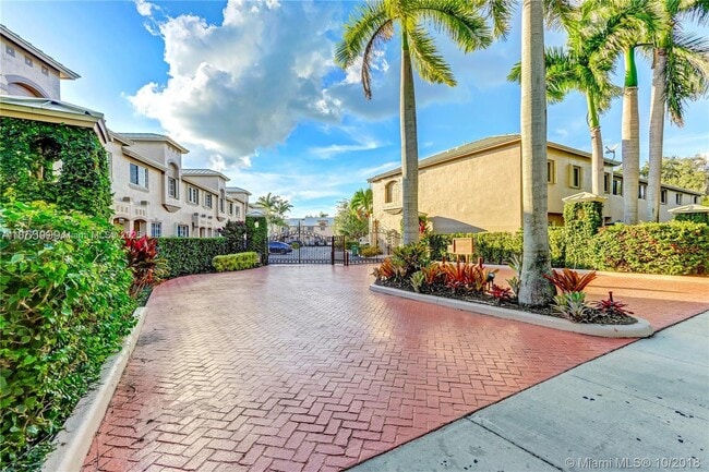 Building Photo - 15750 SW 92nd Ave Rental