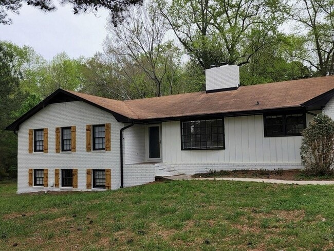 716 Scenic Hwy N
