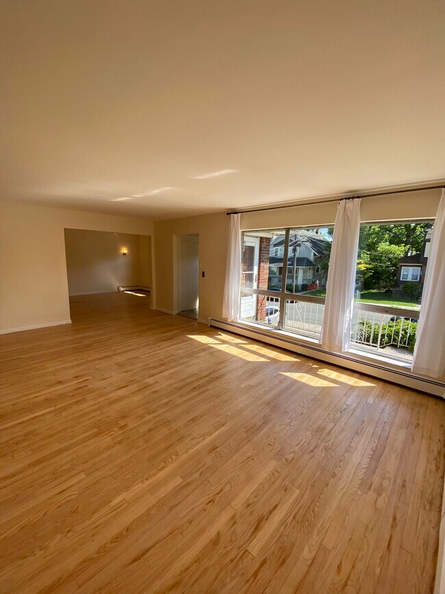 Photo - 39 Washington Ave