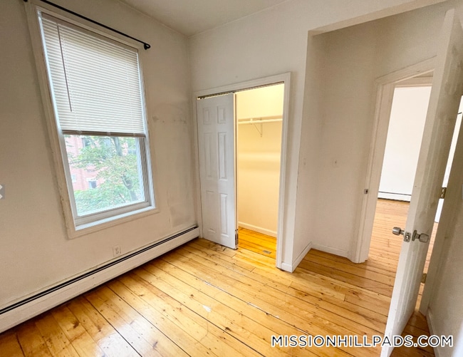 52 Delle Ave Unit 2