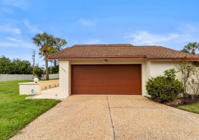 Photo - 6004 Courtside Dr House