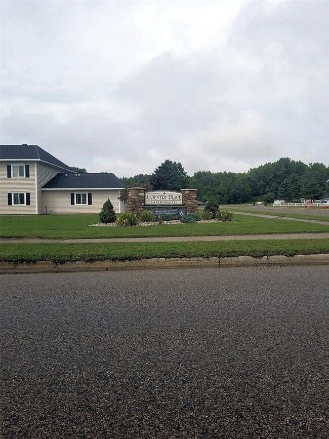 Photo - 815 Country Way