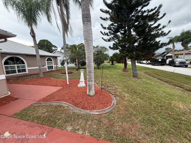 Photo - 1506 Heartwellville St NW