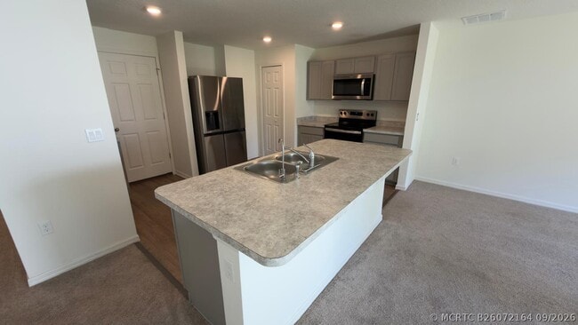 2507 SE Charleston Dr