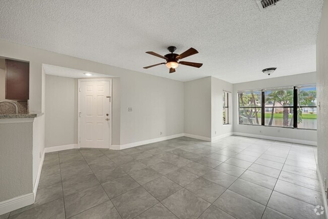 Building Photo - 2926 S University Dr Rental