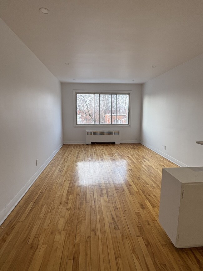 Photo - 4860 Plamondon Ave Unité 9