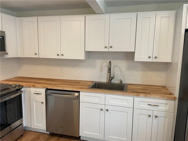 51 Duane St Unit 1