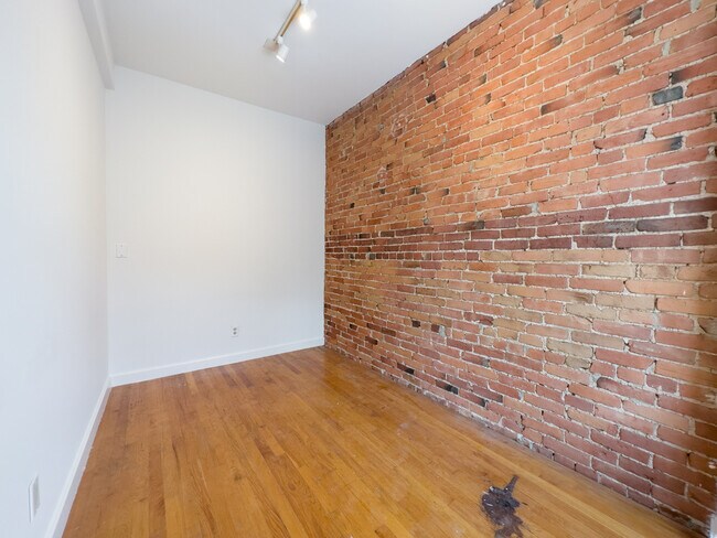 Photo - 103 Cedar St Unit 2