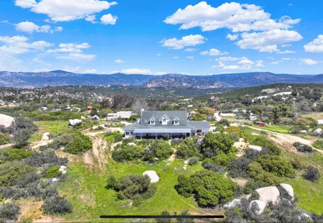 Photo - 2088 Mother Grundy Truck Trail