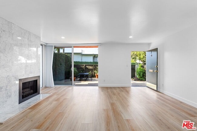 Photo - 122 Buccaneer St Unidad 1