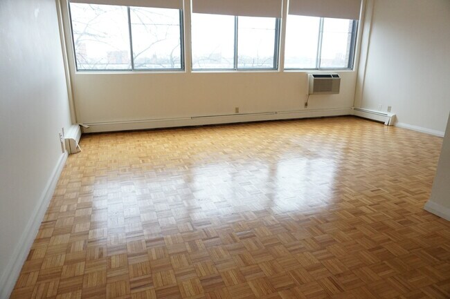 1455 Commonwealth Ave Unit 704