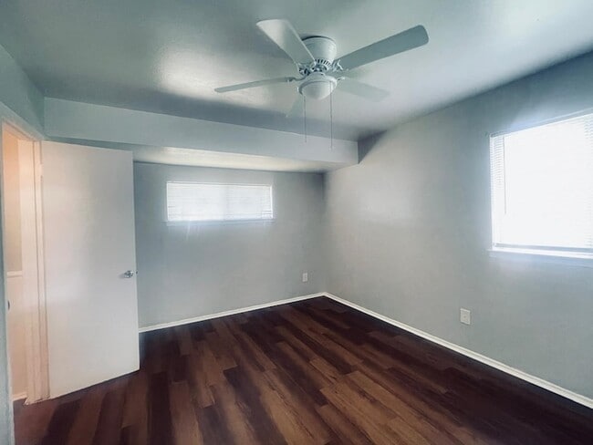 Photo - 1905 Brookview Dr