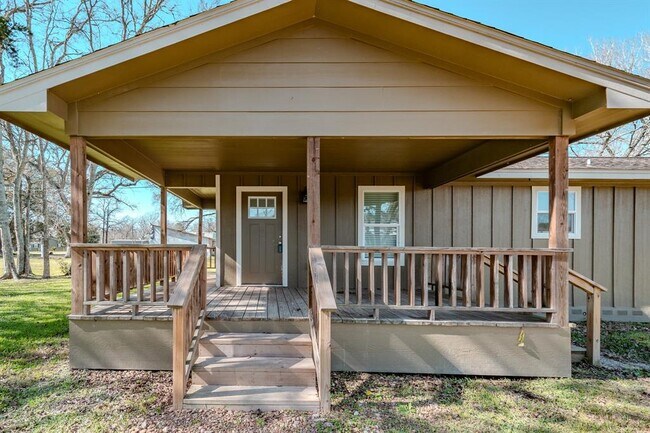 Photo - 4305 Lord Rd