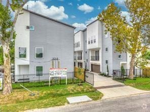 Building Photo - 3722 Robertson St Rental