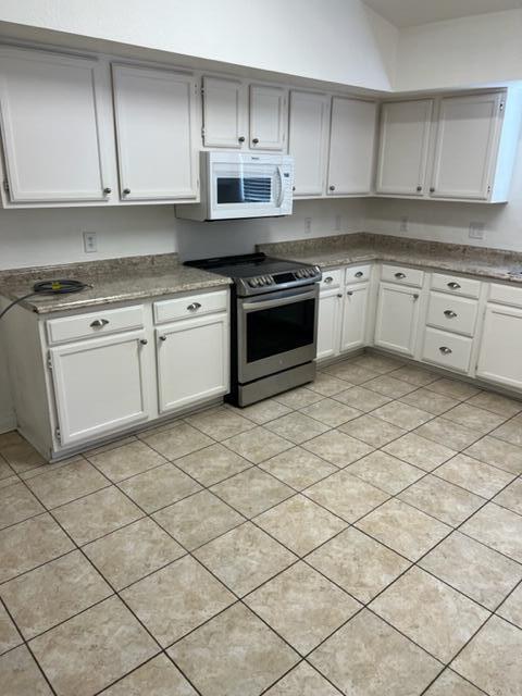 Photo - 51830 Avenida Navarro