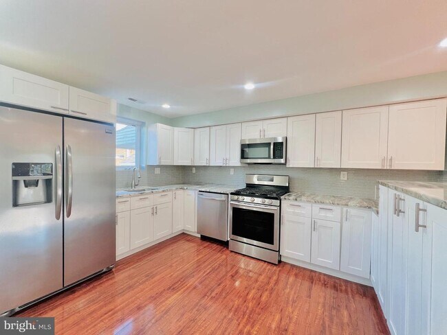 Photo - 4045 St Monica Dr