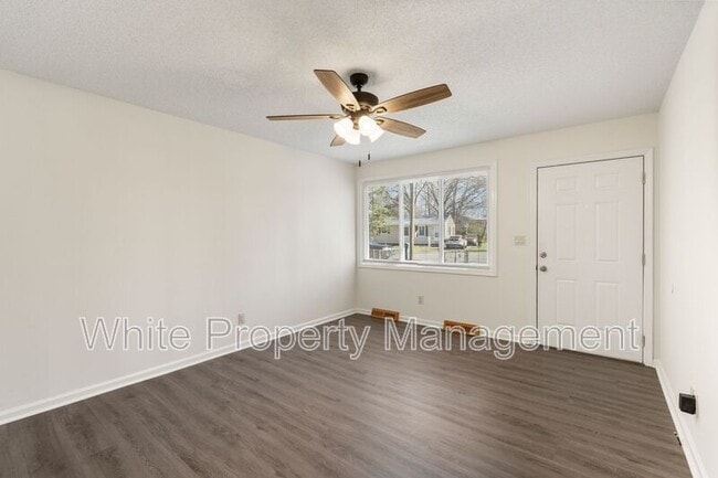 Photo - 505 Butler Ct