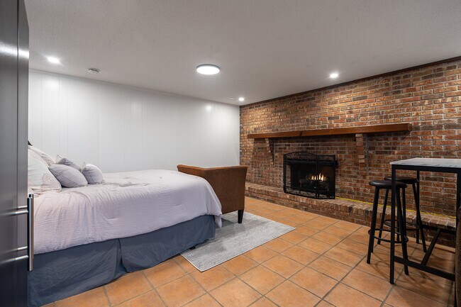 317 Highland Rd