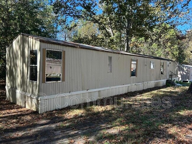 Photo - 320 Coleman Rd