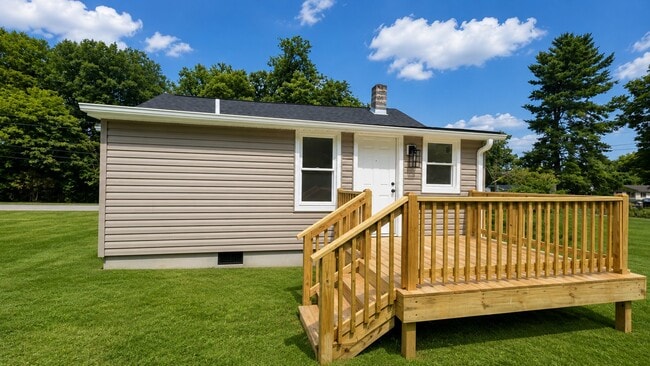 Photo - 524 Cedarbrook Rd