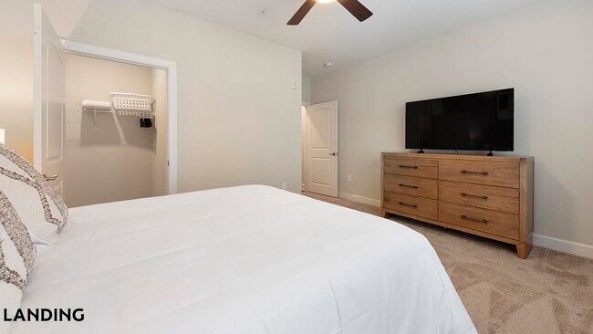 Photo - 3000 Daventry Cir Unit 4304