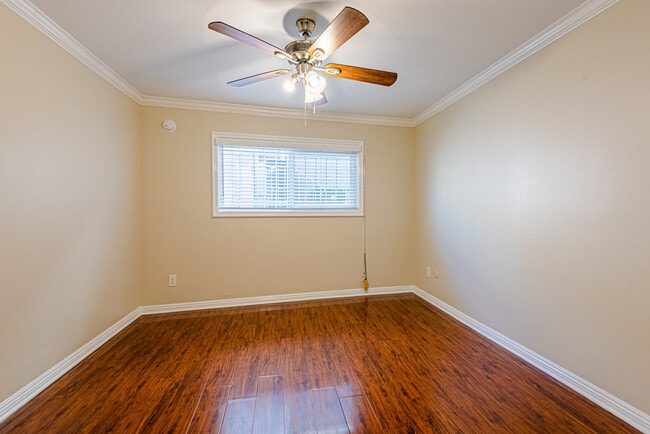 Bedroom #1 w/ Ceiling Fan