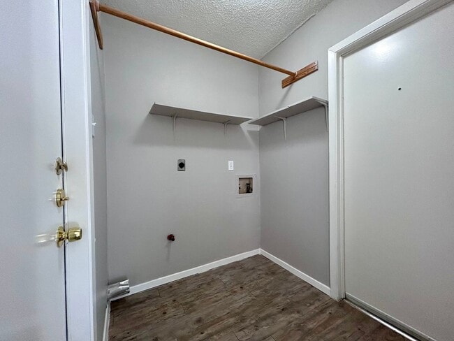 Photo - 10409 Golden Meadow Dr Unit B