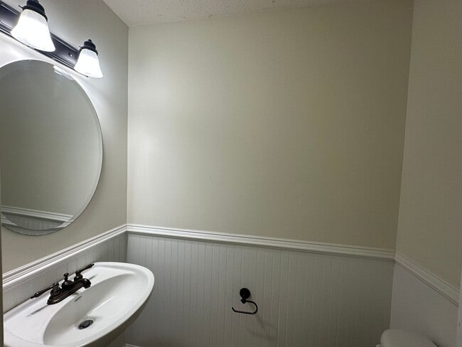 Photo - Tavern Grove Townhome in Campbell County-Near Airport