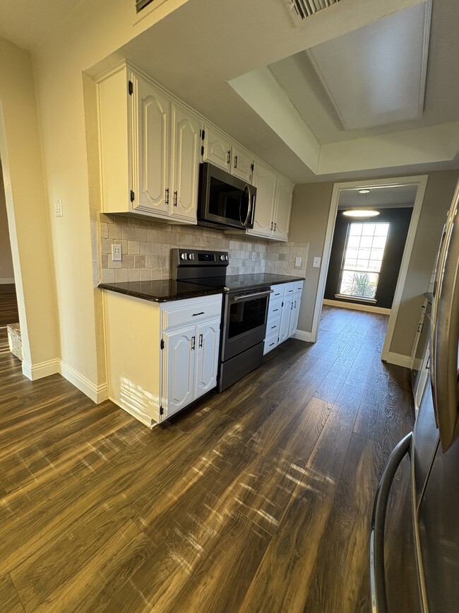 Photo - 1822 Juniper Ln