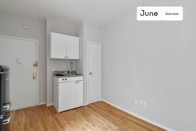 244 W 64th St Unit 4H
