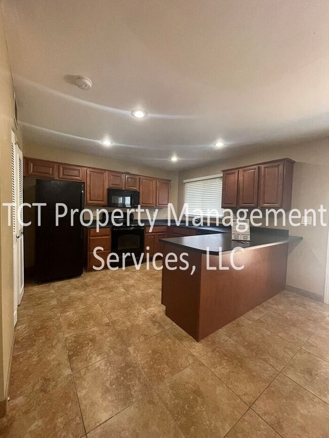 Photo - Great Townhome in Great Location!