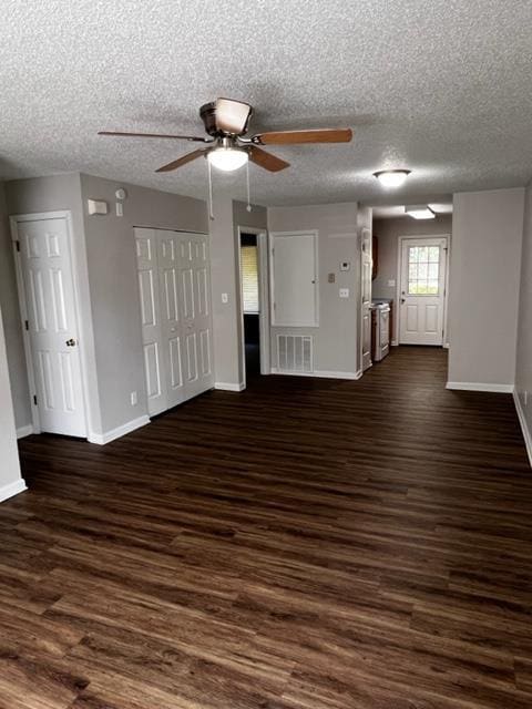 Photo - 718 Westbrook Ct