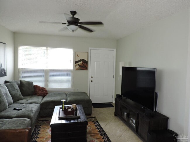 Photo - 3060 Flintlock Dr