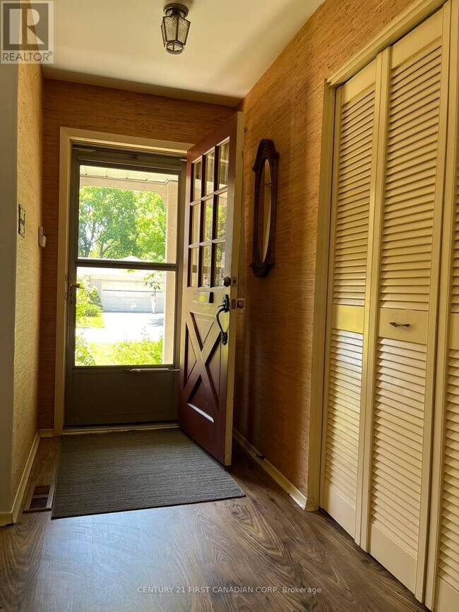 Photo - 34 Benson Crescent