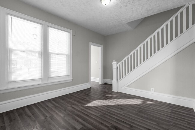 Photo - 1576-1578-1578 Arlington Ave Unit 1578