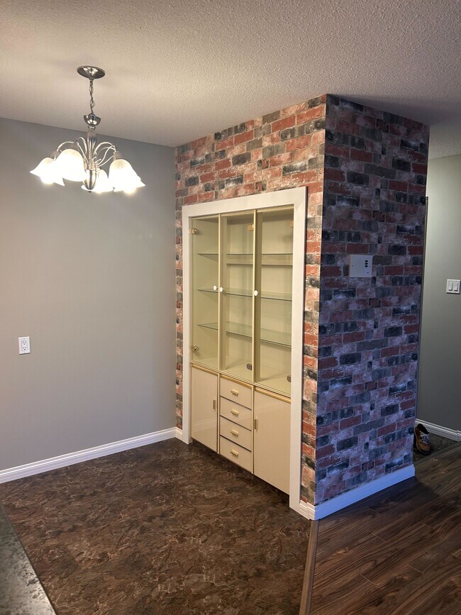 Photo - 317 Cree Crescent