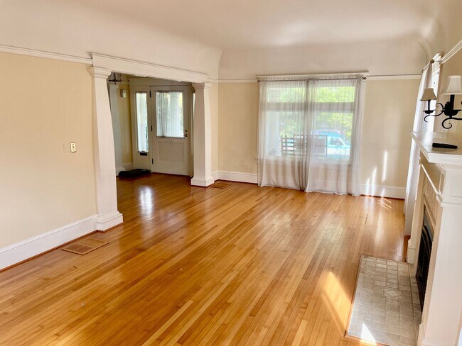 Photo - Coveted Laurelhurst Craftsman, Detached Garage, A/C, Hardwoods...A Rare Listing!