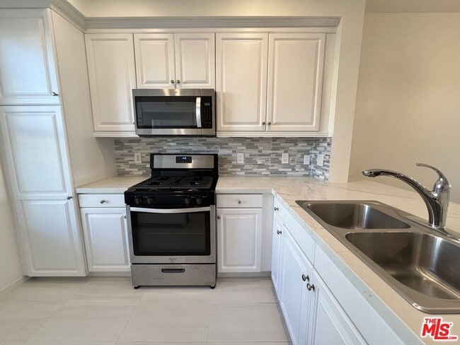 Photo - 6020 S Seabluff Dr Unit 302