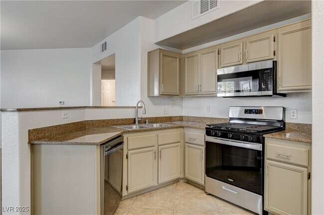 Photo - 9975 Peace Way Unit 1034