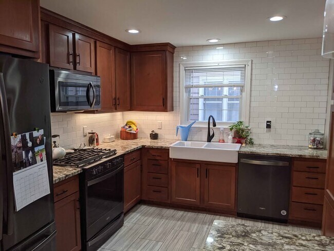 Photo - 71 Delham Ave