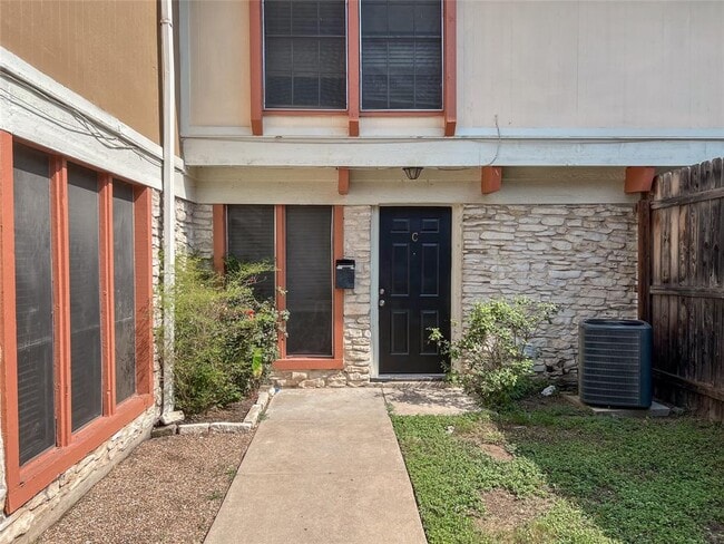 Photo - 7206 Creekside Dr Casa Adosada