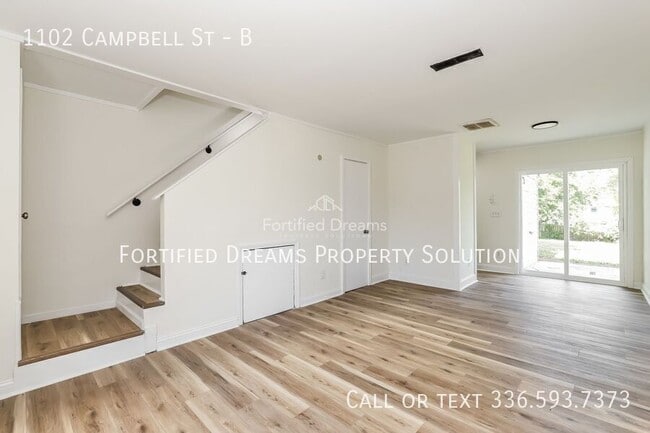 Photo - 1102 Campbell St Unit B