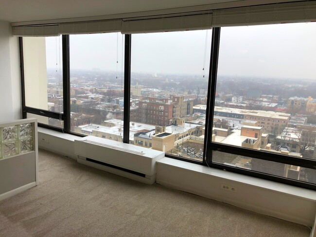 Photo - 5445 N Sheridan Rd Condo Unit 1807