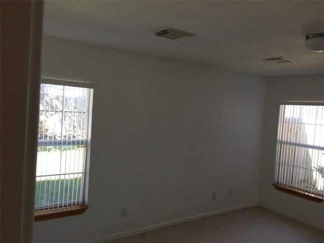 Photo - 10802 Heatherford Dr