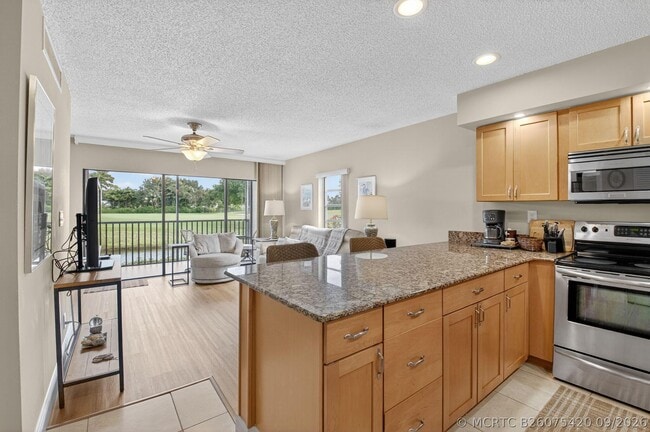 451 Greensward Ln Unit 104-B
