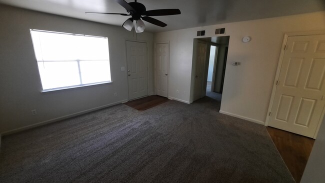 Pine Woods Apartments - West Blocton, AL