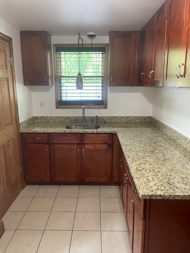 Photo - 80 Gladeside Ave