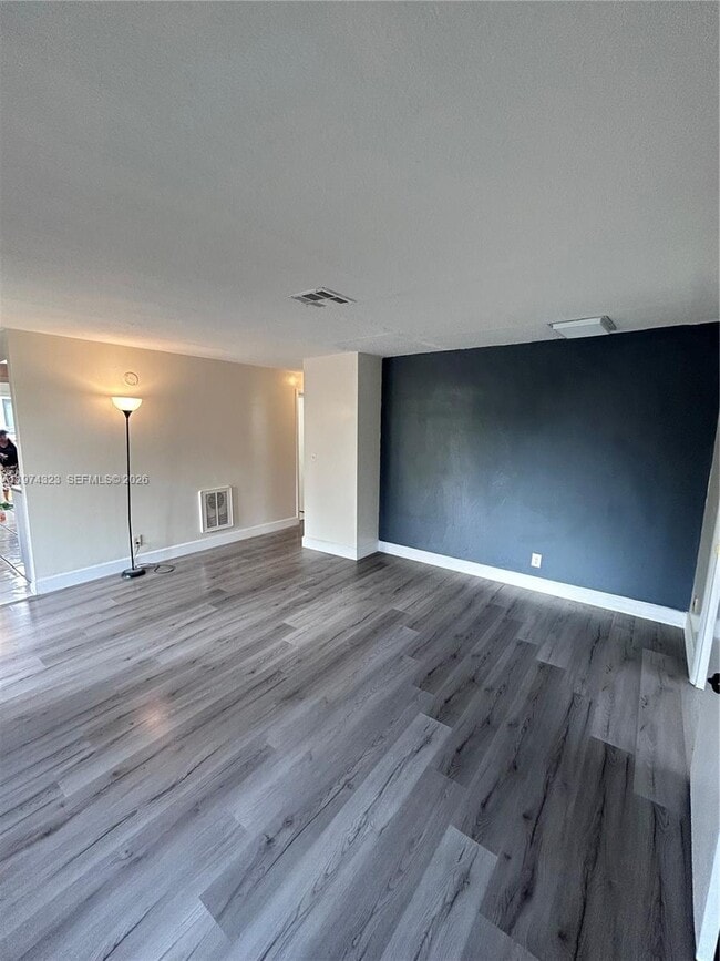 Photo - 91 NE 2nd Ave